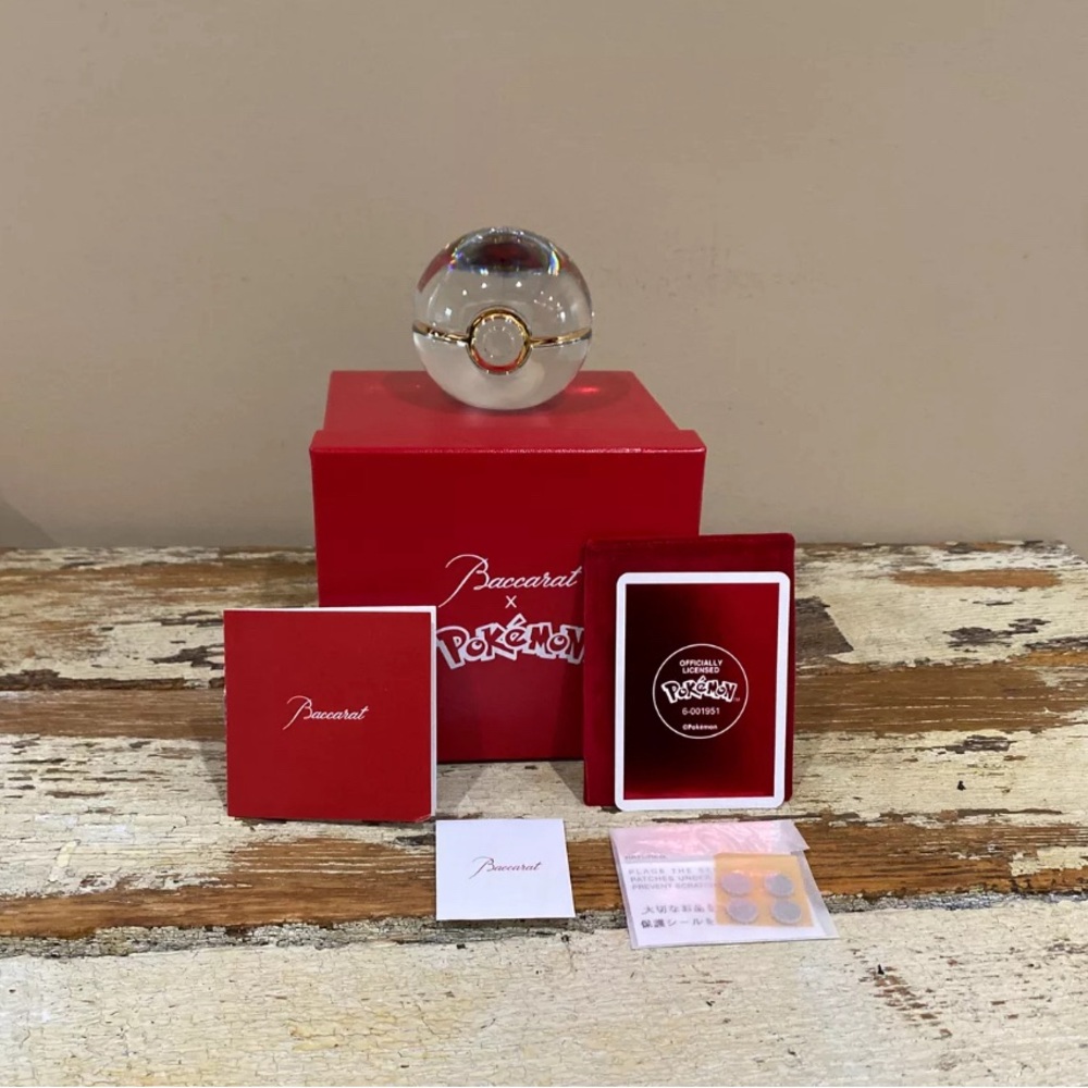 Baccarat Pokemon Collection Poke Ball 25th Anniversary Crystal Limited Pikachu